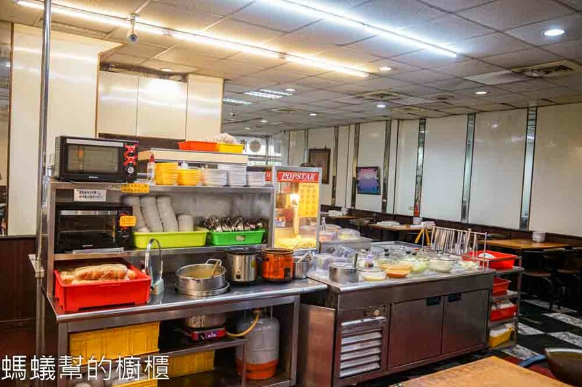 慶豐牛排員林店 | 員林老牌牛排館，排餐加自助吧吃到飽，從小吃到大的好味道。 - 螞蟻幫的櫥櫃