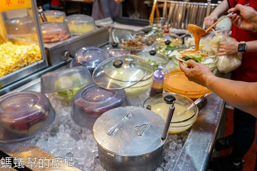 慶豐牛排員林店 | 員林老牌牛排館，排餐加自助吧吃到飽，從小吃到大的好味道。 - 螞蟻幫的櫥櫃