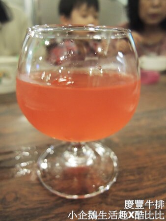 彰化縣員林市彰化美食|慶豐牛排 彰化排隊美食 三十年不變老滋味