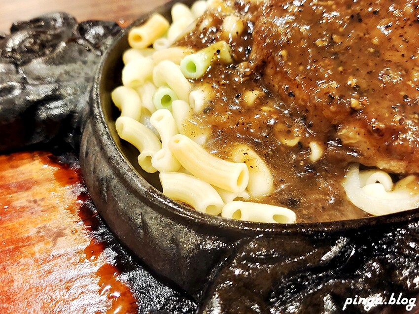 彰化縣員林市彰化美食|慶豐牛排 彰化排隊美食 三十年不變老滋味