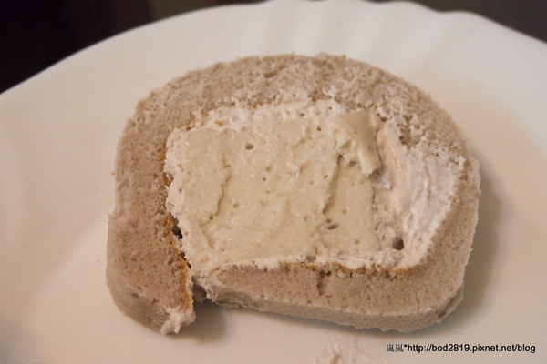 【宜蘭羅東】諾貝爾蛋糕店-巧克力&芋頭奶凍捲,團購名店