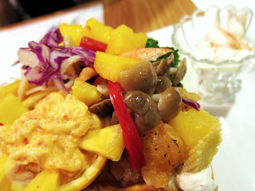 捷運士林站 | 有幸福Cafe ．鹹的蜜糖吐司 / 私房菜色咖啡廳 / 比利時壺經典咖啡