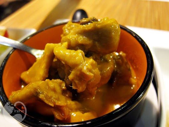 捷運士林站 | 有幸福Cafe ．鹹的蜜糖吐司 / 私房菜色咖啡廳 / 比利時壺經典咖啡