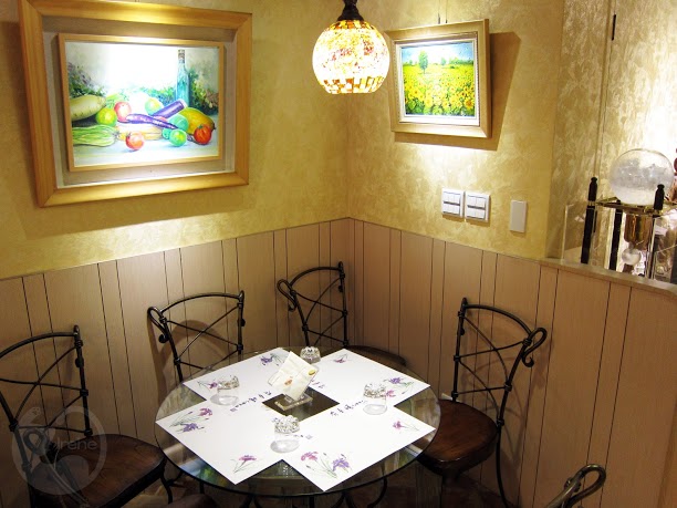 捷運士林站 | 有幸福Cafe ．鹹的蜜糖吐司 / 私房菜色咖啡廳 / 比利時壺經典咖啡