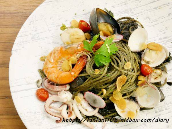 【蘆洲美食】石窯屋 #義式料理 #窯烤披薩 #披薩 #半月烤餅 #義大利燉飯 #義大利麵 (32).JPG