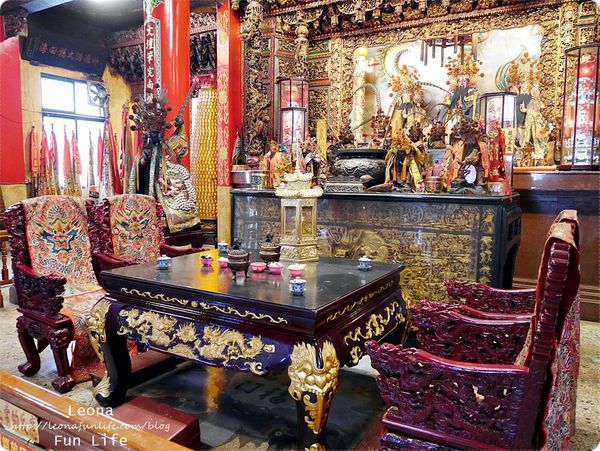 員林景點衡文宮龍椅1