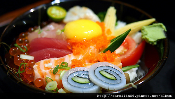 海人刺身丼飯專賣店:【食記】《海人刺身丼飯專賣店》西門町隱密好店 海人刺身丼飯專賣店:【食記】《海人刺身丼飯專賣店》西門町隱密好店