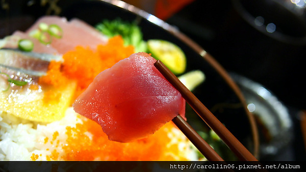 海人刺身丼飯專賣店:【食記】《海人刺身丼飯專賣店》西門町隱密好店 海人刺身丼飯專賣店:【食記】《海人刺身丼飯專賣店》西門町隱密好店