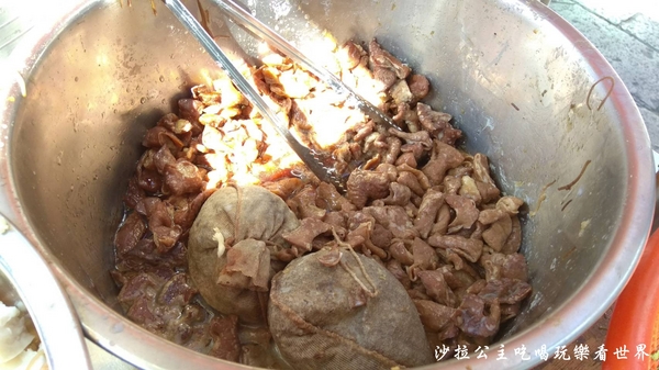 阿輝麵線：士林夜市美食/小吃『阿輝麵線』『好吃肉包』捷運劍潭站/人氣美食