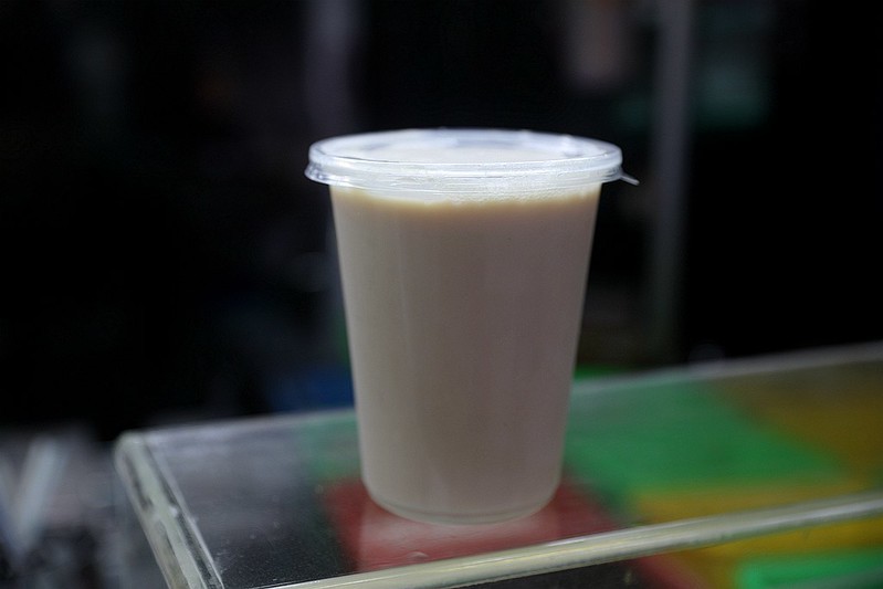 南機場夜市阿吉豆漿紅茶1000cc只要25元高CP值16