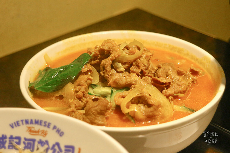 台北大安｜永康街40年老店人氣排隊美食越南河粉｜捷運東門站｜誠記越南麵食館