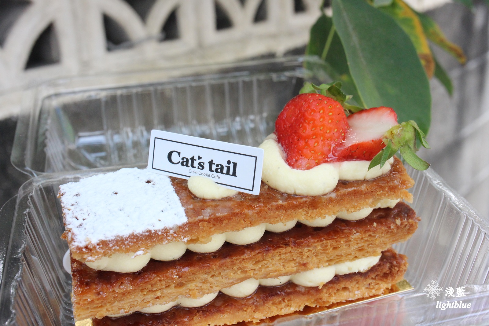 嘉義美食：淺藍 × 貓尾巴Cats tail～隨時都大排長龍的泡芙