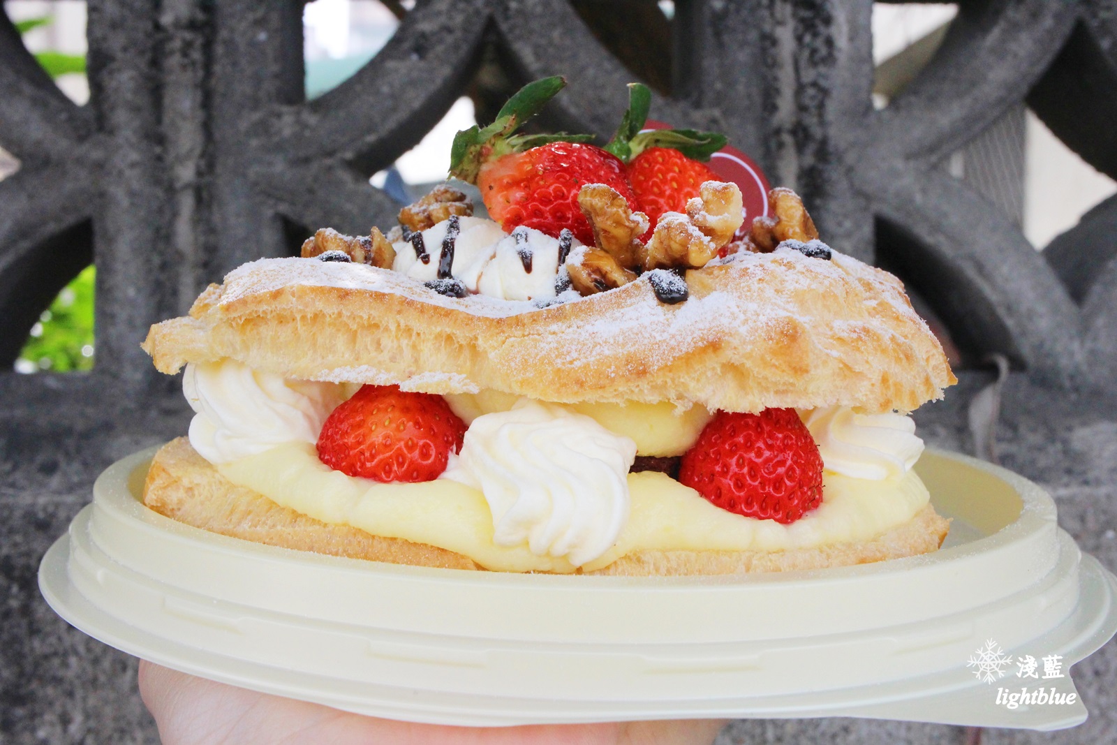 嘉義美食：淺藍 × 貓尾巴Cats tail～隨時都大排長龍的泡芙