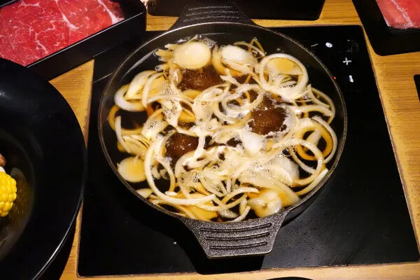 台北中正區日式吃到飽餐廳-台北車站一番地壽喜燒開封店,壽喜燒吃到飽台北,台北火車站附近美食聚餐餐廳(2025一番地菜單)