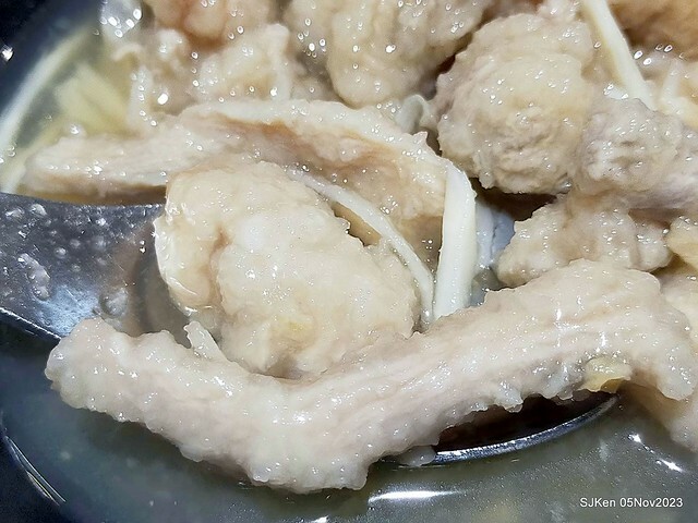 「三元號魚翅肉羹與魯肉飯」(Sun-Yuan