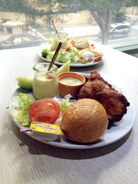 10877571_10152584185941762_435087140_n_副本