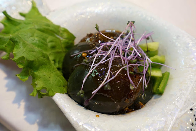 桃園婚宴場地推薦。桃園川門子時尚美食婚宴會館。婚宴試菜、澎派華麗的喜宴菜色、莊園古堡戶外證婚區搶先看!