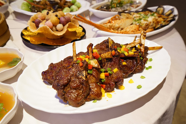 桃園婚宴場地推薦。桃園川門子時尚美食婚宴會館。婚宴試菜、澎派華麗的喜宴菜色、莊園古堡戶外證婚區搶先看!