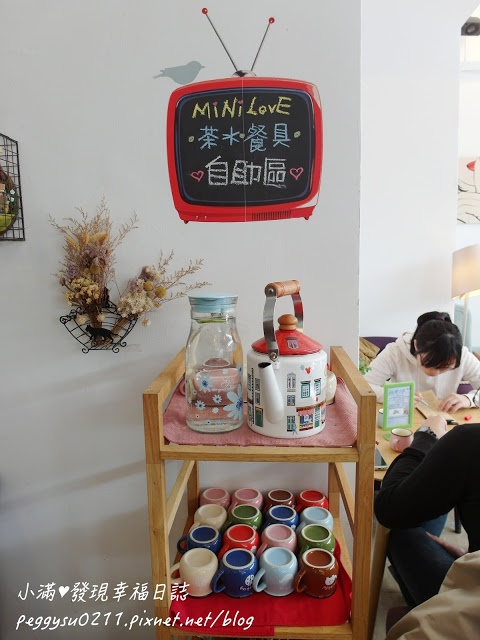 (新竹美食) 微幸福MiNi Love Cafe ❤ 從午餐吃到下午茶浪漫鄉村風與沙發椅賴在這就不想離開