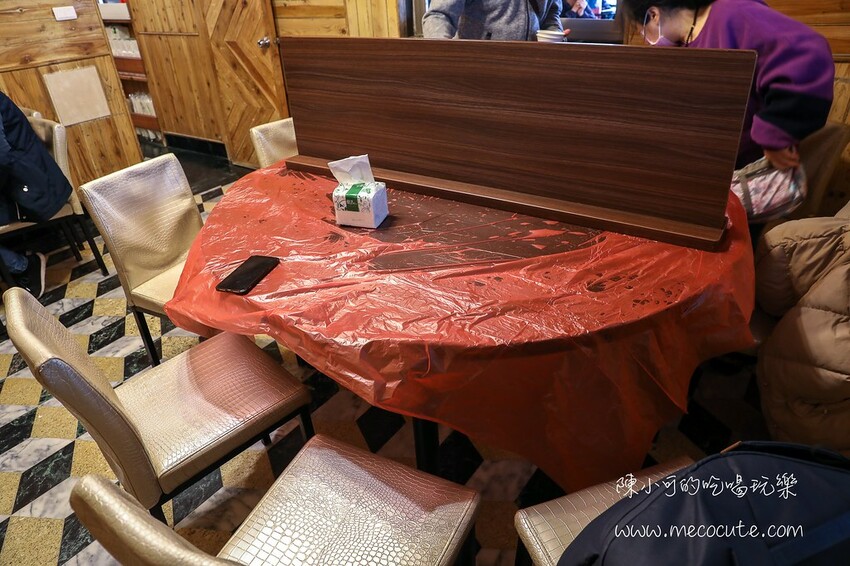 台北市北投區只賣四小時,網路推薦陽明山最好吃是這間!平日人潮大爆滿生意超好的土雞野菜推薦