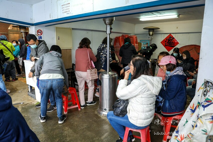 台北市北投區只賣四小時,網路推薦陽明山最好吃是這間!平日人潮大爆滿生意超好的土雞野菜推薦