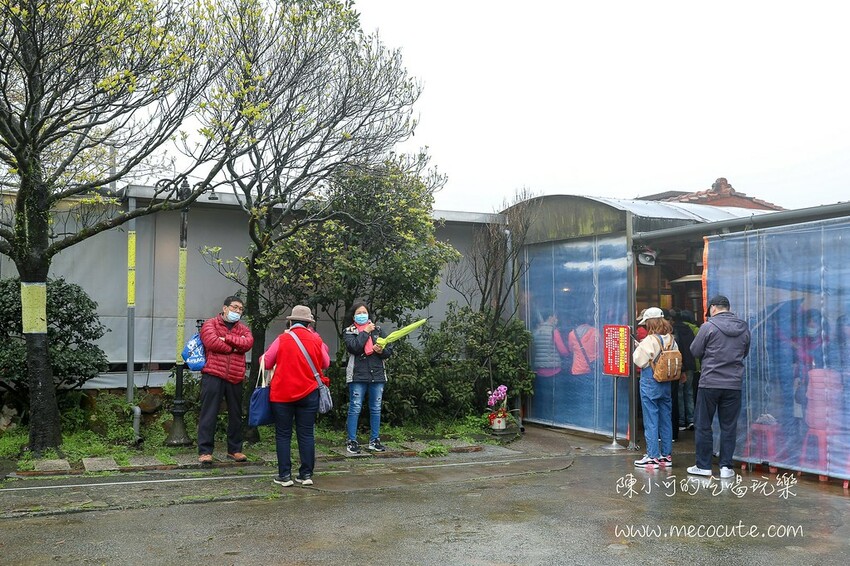 台北市北投區只賣四小時,網路推薦陽明山最好吃是這間!平日人潮大爆滿生意超好的土雞野菜推薦