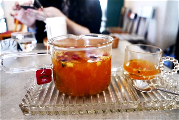 Dear dear 小路咖啡：古亭*菜市仔的文青秘密基地【小路咖啡】 迷路的你 很適合去