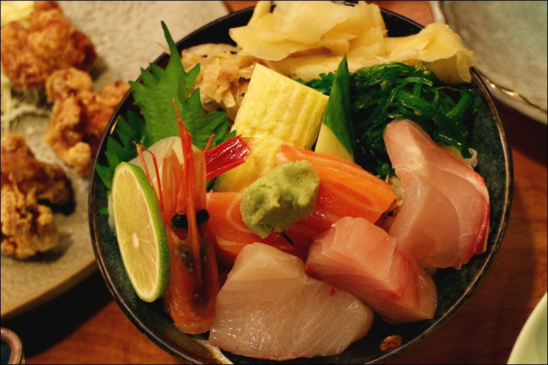 行天宮站日式料理 小六食堂 行天宮站日式料理 小六食堂