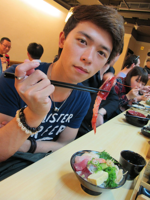 【食記】台北。高貴不貴的日本料理。小六食堂。