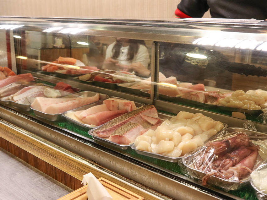 松江南京永遠排隊的平價丼飯/日本料理-小六食堂-(丼飯菜單) - Lexies Blog,寫食派