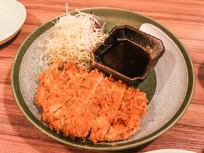 松江南京永遠排隊的平價丼飯/日本料理-小六食堂-(丼飯菜單) - Lexies Blog,寫食派