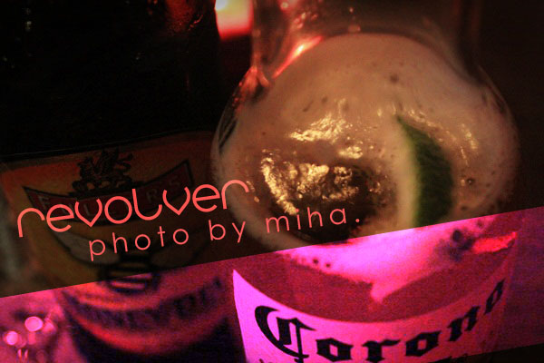 臺北酒吧 ▌中正紀念堂4號出口，Revolver Bar：奇妙的鹹酥雞啤酒