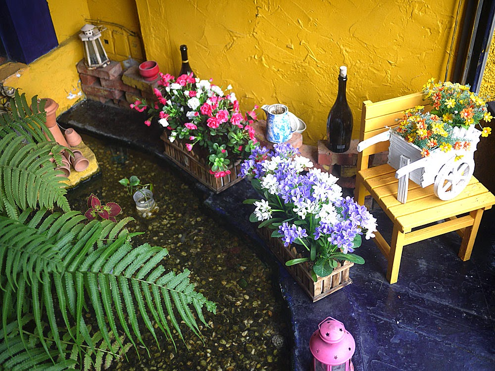 台北約會餐廳│士林捷運站伊莎貝拉風情館，我在床上用餐環境篇約訪