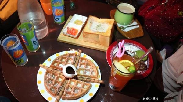 伊莎貝拉風情館(士林店)：【台北親子/約會餐廳】伊莎貝拉風情館士林店(純紀錄)