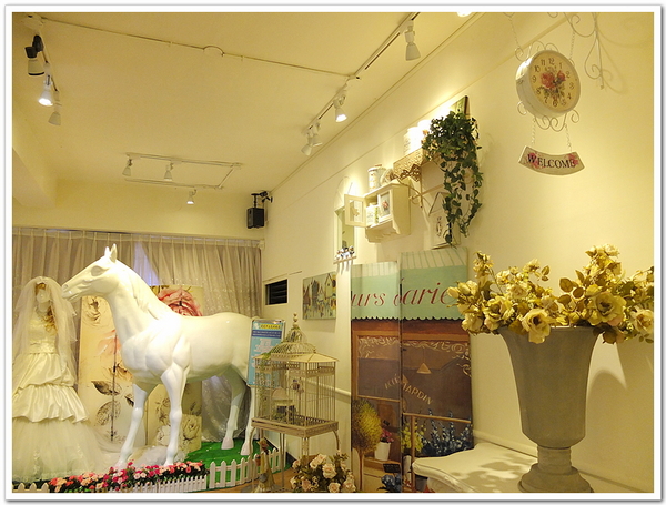 Oyami cafe：【Oyami cafe】 Mafia酸甜初體驗ღ超有料的海鮮燉飯ღ盆栽咖啡超好喝ღ