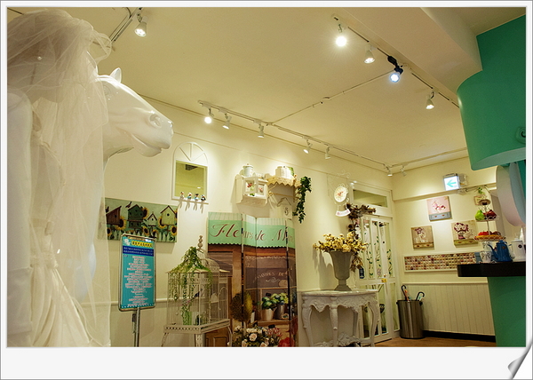 Oyami cafe：【Oyami cafe】 Mafia酸甜初體驗ღ超有料的海鮮燉飯ღ盆栽咖啡超好喝ღ