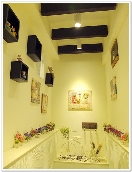 Oyami cafe：【Oyami cafe】 Mafia酸甜初體驗ღ超有料的海鮮燉飯ღ盆栽咖啡超好喝ღ