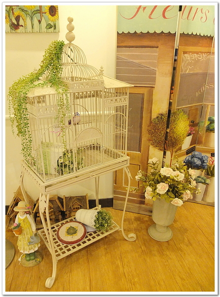 Oyami cafe：【Oyami cafe】 Mafia酸甜初體驗ღ超有料的海鮮燉飯ღ盆栽咖啡超好喝ღ