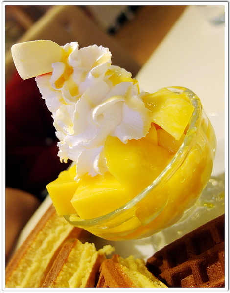 Oyami cafe：【Oyami cafe】 Mafia酸甜初體驗ღ超有料的海鮮燉飯ღ盆栽咖啡超好喝ღ