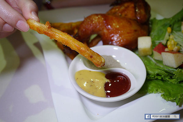 西門町咖啡館【Oyami Caf'e】獨立包廂用餐防疫安心餐廳/童話鄉村風咖啡館/西門町美食 西門町咖啡館【Oyami Caf'e】獨立包廂用餐防疫安心餐廳/童話鄉村風咖啡館/西門町美食