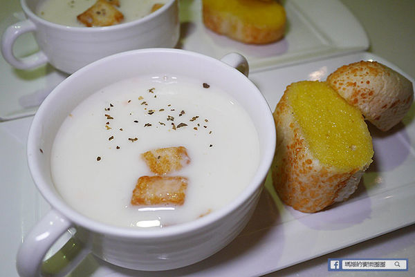 西門町咖啡館【Oyami Caf'e】獨立包廂用餐防疫安心餐廳/童話鄉村風咖啡館/西門町美食 西門町咖啡館【Oyami Caf'e】獨立包廂用餐防疫安心餐廳/童話鄉村風咖啡館/西門町美食