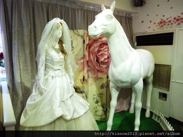 Oyami cafe：夢幻童話的空間,提供美味鬆餅和義大利麵-台北下午茶西門町餐廳Oyami Cafe体驗心得