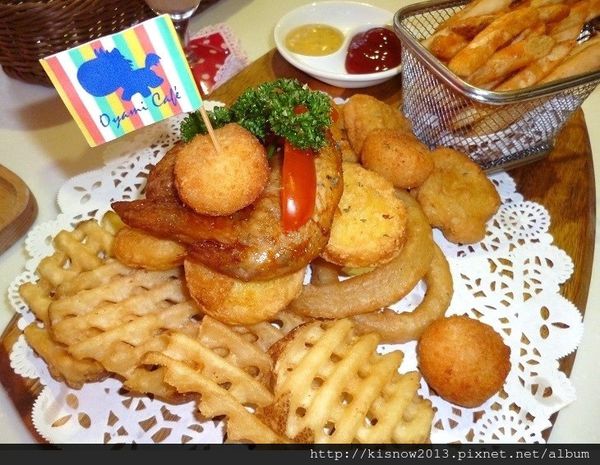 Oyami cafe：夢幻童話的空間,提供美味鬆餅和義大利麵-台北下午茶西門町餐廳Oyami Cafe体驗心得