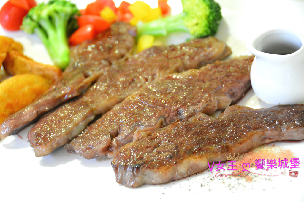 PIG_0723_meitu_59.jpg PIG_0723_meitu_59.jpg