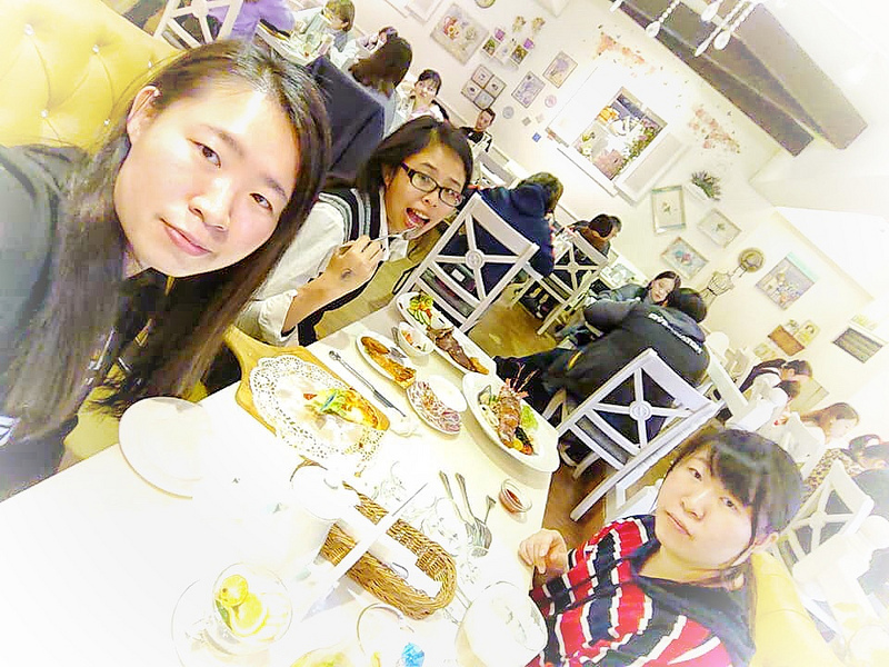 ♚台北萬華美食♚Oyami cafe。台北西門町。七彩龍蝦義大利麵。下午茶。法式鄉村風格處處充滿巧思,姊妹相聚就約這裡吧!