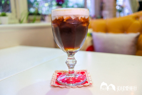 Oyami cafe：台北西門町下午茶-Oyami cafe｜龍蝦義大利麵霸氣登場夢幻甜點下午茶披薩