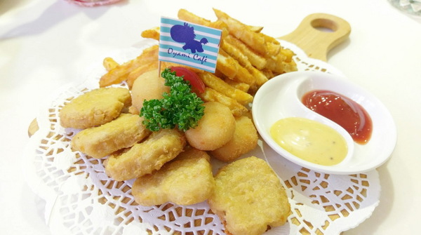 Oyami cafe：Oyami cafe-台北下午茶推薦  超少女風的西門町餐廳  義大利麵、鬆餅、飲品應有盡有