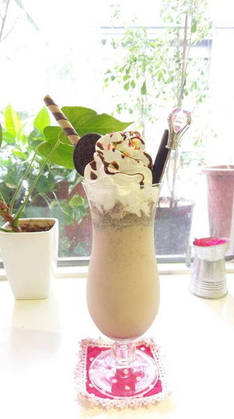 Oyami cafe：Oyami cafe-台北下午茶推薦  超少女風的西門町餐廳  義大利麵、鬆餅、飲品應有盡有