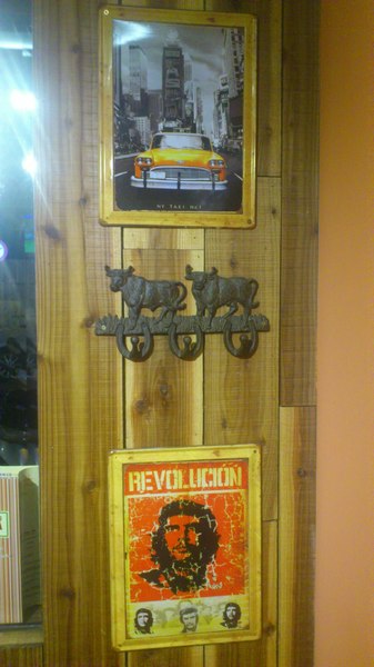 Hot Shock 哈燒庫美式餐廳：[台中][美食]Hot Shock 哈燒庫美式餐廳~享受純正美式風味