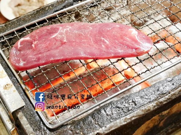 【新莊吃到飽】台北鑽木取火日式燒肉 火鍋燒烤吃到飽 有生蠔鮮蝦牛排羊排豬排 多種美味吃到飽 (49).JPG